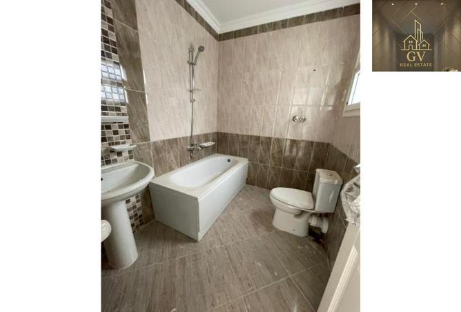 56242037 - Property Image 2