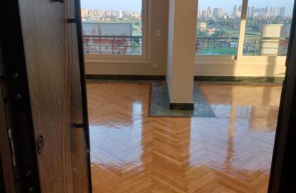 Apartment - 4 - 3 for sale in Al Bahr Al Aazam  St. - Giza District - Ganoub El Giza - Giza