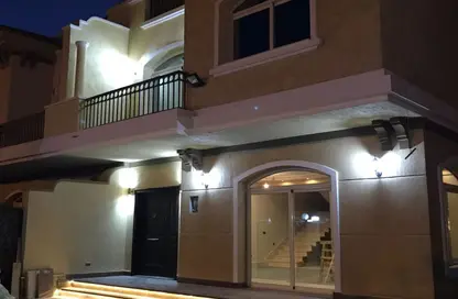 Villa - 3 Bedrooms - 3 Bathrooms for rent in Madinaty - Cairo