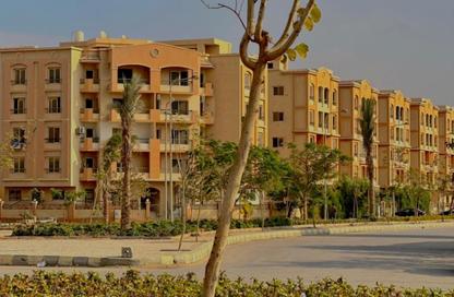 Apartment - 3 Bedrooms - 2 Bathrooms for sale in Ard Al Mokhabarat - Hadayek October - 6 October City - Giza Apartment - 3 Bedrooms - 2 Bathrooms for sale in Ard Al Mokhabarat - Hadayek October - 6 October City - Giza