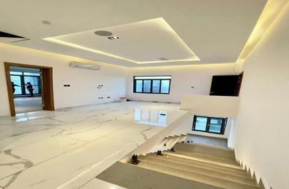 Villa - 5 - 5 for sale in Telal East - 5th Settlement Compounds - The 5th Settlement - New Cairo City - Cairo