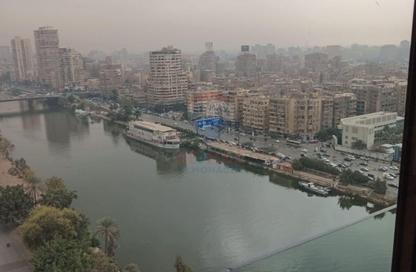 شقة - غرفة نوم - 2 حمامات للايجار في شارع الجبلايه - الزمالك - القاهرة