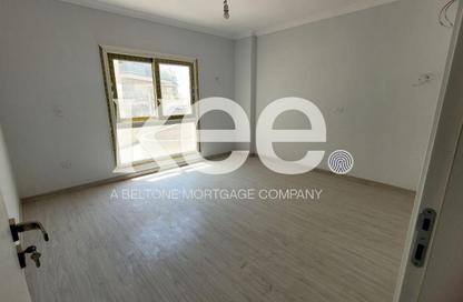 Apartment - 3 Bedrooms - 2 Bathrooms for sale in Mountain View iCity - 5th Settlement Compounds - The 5th Settlement - New Cairo City - Cairo