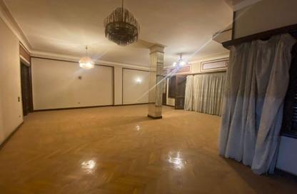 Office Space - Studio - 3 Bathrooms for rent in Gameat Al Dewal Al Arabeya St. - Mohandessin - Giza