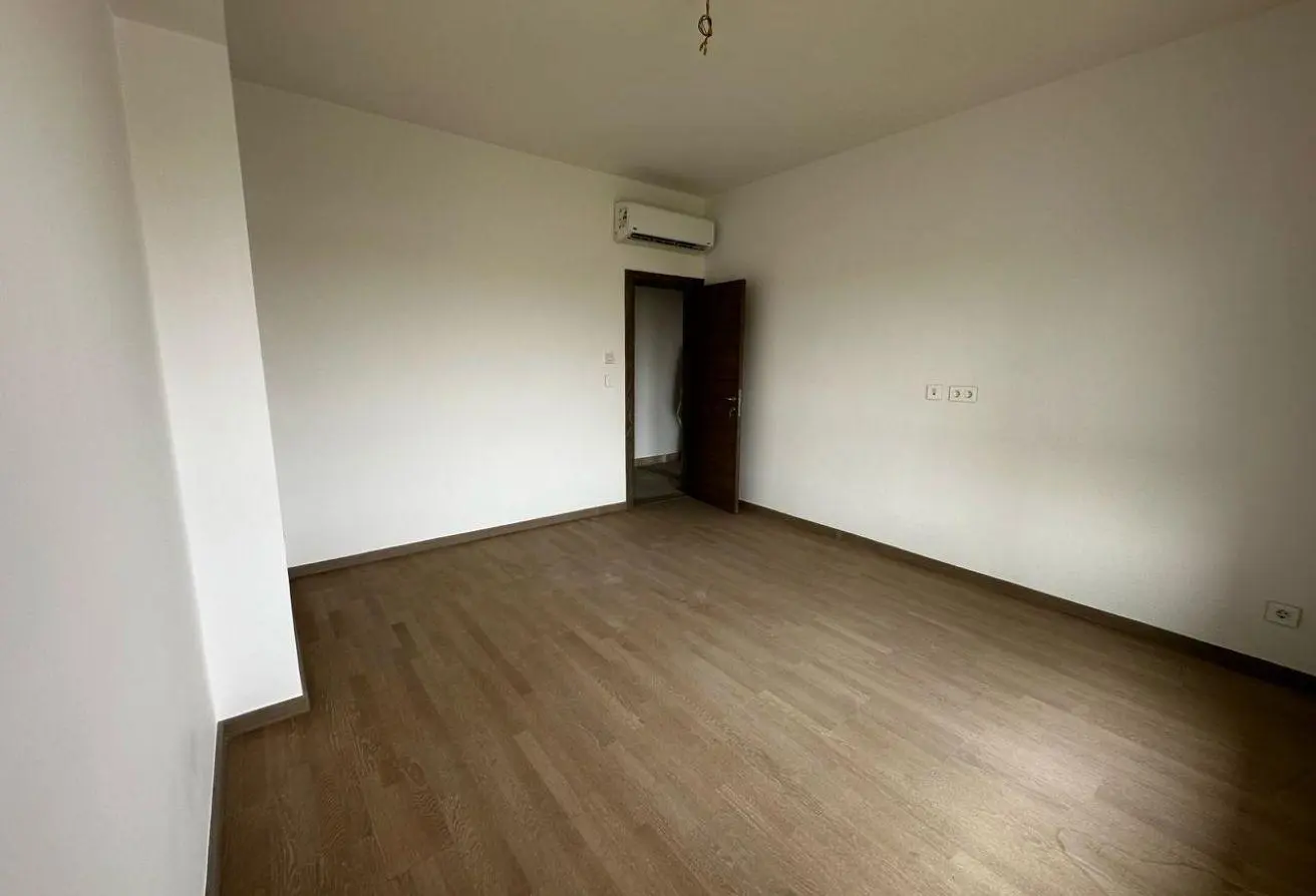 83674017 - الصورة الرئيسية للعقار