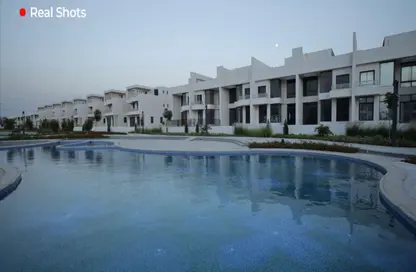 فيلا - 4 غرف نوم - 4 حمامات للبيع في طريق بيفرلي هيلز - الحي السابع عشر - الشيخ زايد - الجيزة