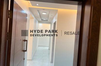 Apartment - 2 Bedrooms - 3 Bathrooms for sale in Park Corner - Hyde Park - New Cairo City - Cairo