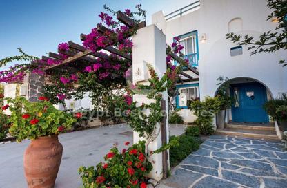 Chalet - 2 Bedrooms - 2 Bathrooms for sale in Mountain View - Ras Al Hekma - North Coast