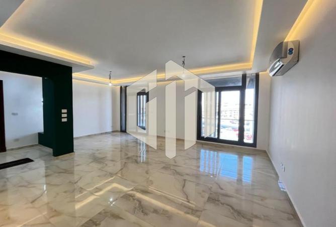 8691632 - Property Image 2