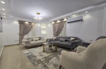 شقة - 3 غرف نوم - 2 حمامات للايجار في شارع عباس العقاد - المنطقة الأولى - مدينة نصر - القاهرة