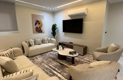 Apartment - 1 - 1 for sale in Amorada New Cairo - 5th Settlement Compounds - The 5th Settlement - New Cairo City - Cairo