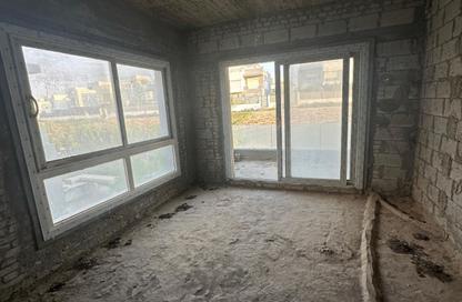 Villa - 4 - 4 for sale in Cluster 4 - Hyde Park - New Cairo City - Cairo