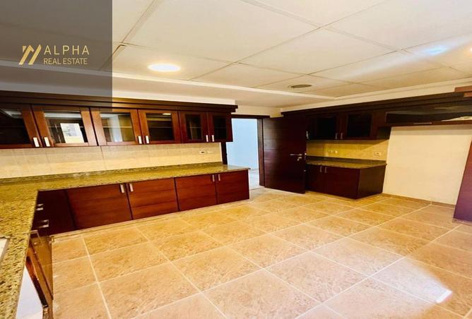 8605731 - Property Image 3