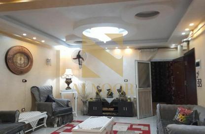 Whole Building - 7+ Bedrooms - 4 Bathrooms for sale in Bashtel St. - Al Munirah - Imbaba - Giza Whole Building - 7+ Bedrooms - 4 Bathrooms for sale in Bashtel St. - Al Munirah - Imbaba - Giza