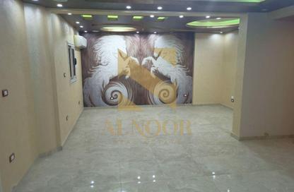 Whole Building - 7+ Bedrooms - 4 Bathrooms for sale in Bashtel St. - Al Munirah - Imbaba - Giza Whole Building - 7+ Bedrooms - 4 Bathrooms for sale in Bashtel St. - Al Munirah - Imbaba - Giza