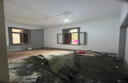 Office Space - 5 Bedrooms - 3 Bathrooms for rent in Al Mesaha St. - Dokki - Giza