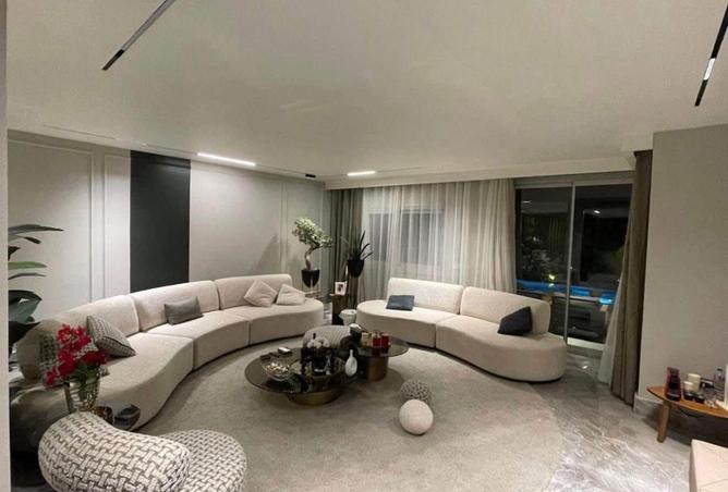 8400890 - Property Image 2