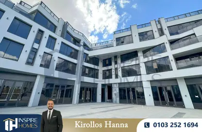 Clinic - 2 Bedrooms - 1 Bathroom for sale in Central Avenue - 2nd District - Sheikh Zayed City - Giza Clinic - 2 Bedrooms - 1 Bathroom for sale in Central Avenue - 2nd District - Sheikh Zayed City - Giza