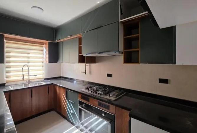 83398794 - Property Image 3