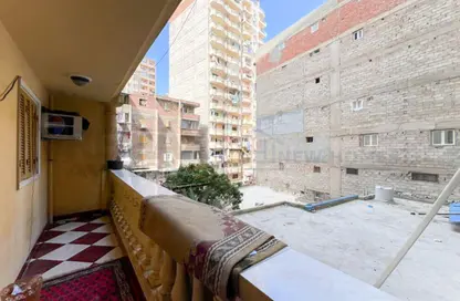 شقة - 3 غرف نوم - 2 حمامات للبيع في ميامي - حي اول المنتزة - الاسكندرية