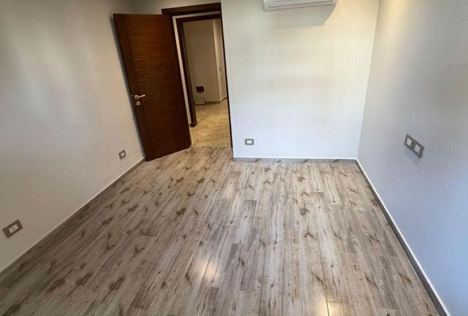 73497638 - صورة العقار 3