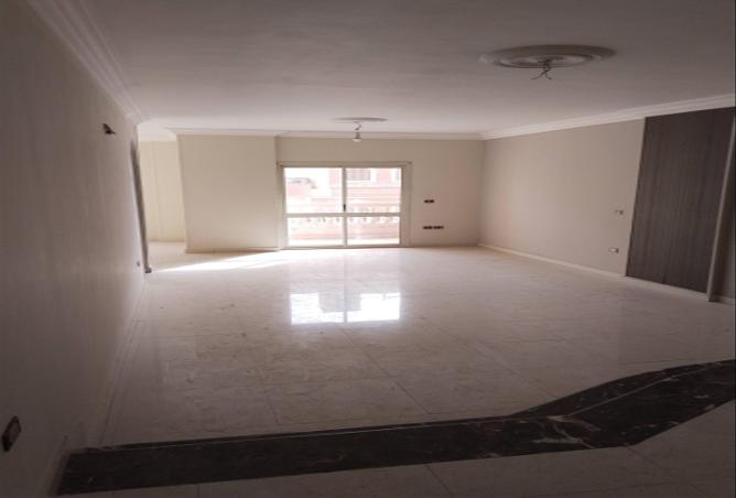 8532215 - الصورة الرئيسية للعقار