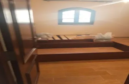 شقة - 3 غرف نوم - 2 حمامات للايجار في محور العروبة - المنطقة أ - حى جنوب الاكايمية - مدينة القاهرة الجديدة - القاهرة