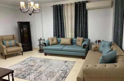 شقة - 2 غرف نوم - 1 حمام للايجار في شارع محمد حافظ - المهندسين - الجيزة