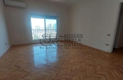 Apartment - 4 Bedrooms - 4 Bathrooms for rent in El Gezirah St. - Zamalek - Cairo