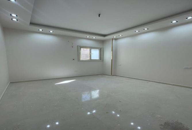 83677948 - صورة العقار 2