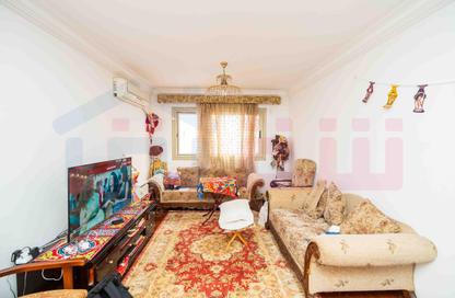 Apartment - 3 Bedrooms - 1 Bathroom for sale in Smouha - Hay Sharq - Alexandria