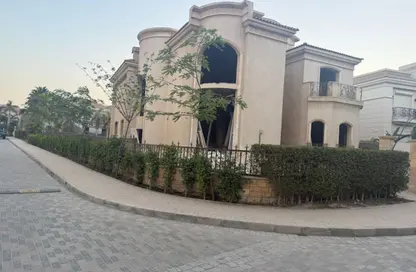 فيلا - 7 غرف نوم - 7 حمامات للبيع في فيلار - المستثمرين الشمالية - مدينة القاهرة الجديدة - القاهرة