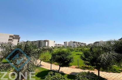 شقة - 2 غرف نوم - 1 حمام للايجار في B12 - مدينتي - القاهرة