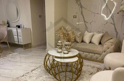 Apartment - 2 Bedrooms - 1 Bathroom for sale in Smouha Square - Smouha - Hay Sharq - Alexandria
