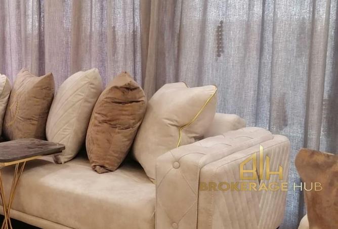 56005027 - Property Image 2