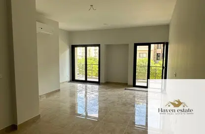 شقة - 3 غرف نوم - 3 حمامات للايجار في مون ريزيدنس - فيفث سكوير - التجمع الخامس - مدينة القاهرة الجديدة - القاهرة