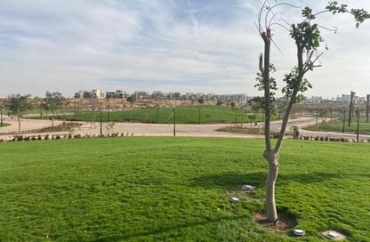 Apartment - 3 Bedrooms - 3 Bathrooms for sale in Hyde Park - New Cairo City - Cairo