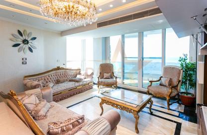 شقة - 5 غرف نوم - 5 حمامات للبيع في طريق الجيش - كامب شيزار - حي وسط - الاسكندرية