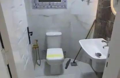 Apartment - 3 Bedrooms - 3 Bathrooms for sale in Morad  St. - Giza District - Ganoub El Giza - Giza