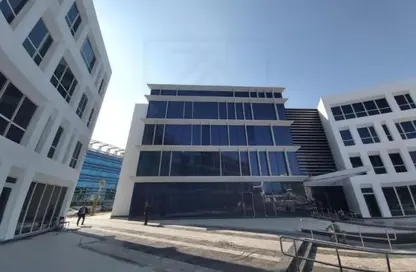 Office Space - 4 Bedrooms - 2 Bathrooms for rent in Smart Village - Cairo Alexandria Desert Road - 6 October City - Giza