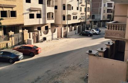 Apartment - 3 Bedrooms - 1 Bathroom for sale in Abou El Houl - New Cairo City - Cairo Apartment - 3 Bedrooms - 1 Bathroom for sale in Abou El Houl - New Cairo City - Cairo