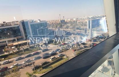 مساحات مكتبية - 3 غرف نوم - 1 حمام للبيع في كايرو بزنس بلازا - شارع التسعين الشمالي - التجمع الخامس - مدينة القاهرة الجديدة - القاهرة