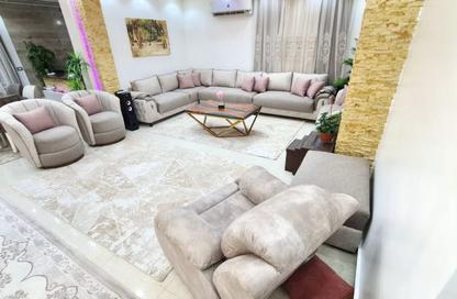 Apartment - 3 Bedrooms - 2 Bathrooms for sale in El Banafseg 4 - El Banafseg - New Cairo City - Cairo