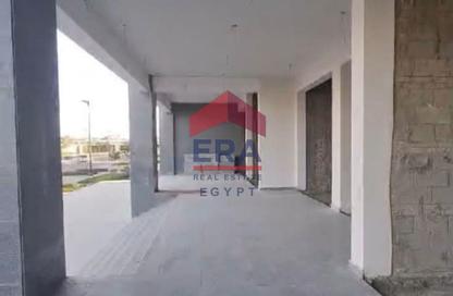 محل تجاري - استوديو - 3 حمامات للايجار في لافيتا الساحل الشمالي - الساحل الشمالي