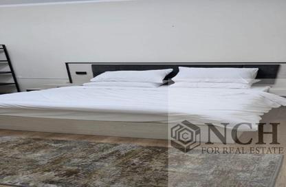 شقة - 3 غرف نوم - 2 حمامات للايجار في مون ريزيدنس - فيفث سكوير - التجمع الخامس - مدينة القاهرة الجديدة - القاهرة