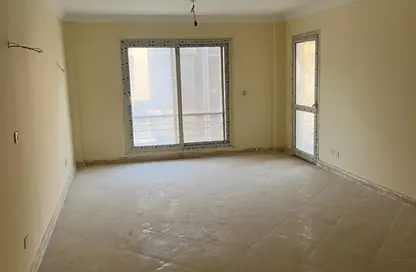 Apartment - 3 Bedrooms - 2 Bathrooms for sale in El Koronfel - The 5th Settlement - New Cairo City - Cairo