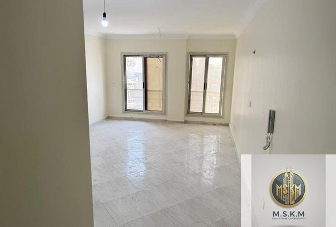 104042396 - Property Main Image