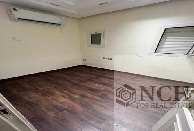 67214664 - Property Image 2