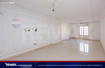 Apartment - 3 Bedrooms - 2 Bathrooms for sale in Janaklees - Hay Sharq - Alexandria Apartment - 3 Bedrooms - 2 Bathrooms for sale in Janaklees - Hay Sharq - Alexandria