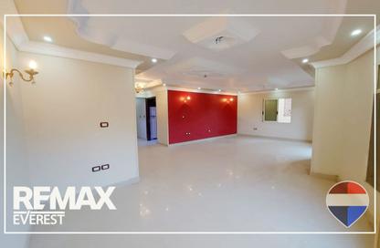 Apartment - 3 Bedrooms - 2 Bathrooms for rent in 8th District - Sheikh Zayed City - Giza